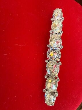 VINTAGE EISENBERG LARGE RHINESTONE BAR PIN